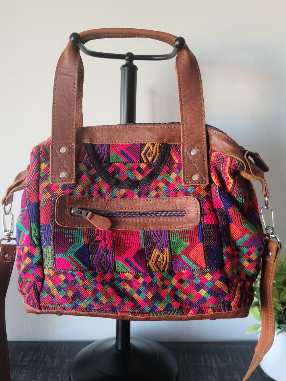 NWT Nena & Co. Sonia Carryall Bag